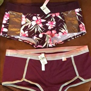 ✨NWT! PINK undies✨